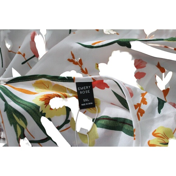 Emery Rose Women's 5XL Foral Flutter Sleeves V Neck NWT - Picture 6 of 6
